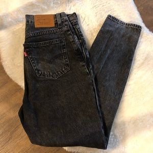 Levi’s premium mom jean